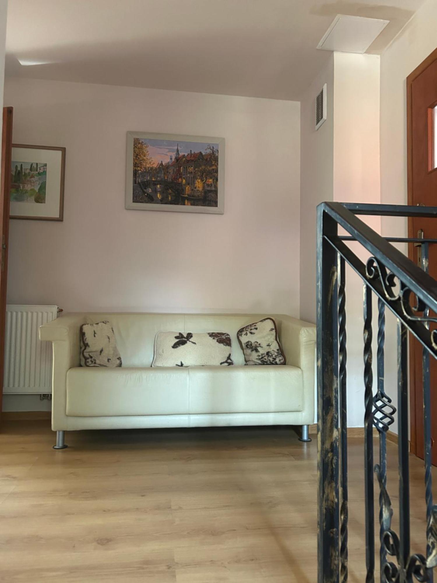 Marta Villa Okuninka Buitenkant foto